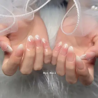 ネイル Hin Nailsのネイルデザイン