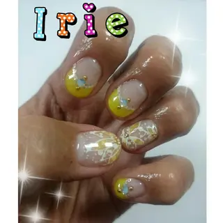 ネイル 與儀 知佳のネイルデザイン