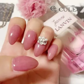 ネイル CULET MOEのネイルデザイン