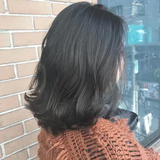 ミディアム カラー サロンドミルク 原宿のヘアスタイル