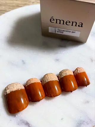 ネイル Chez Espoir【シェ エスポワール】所属・鈴木 綾乃のネイルデザイン