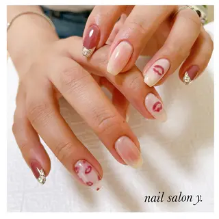 ネイル nailsalon y.のネイルデザイン