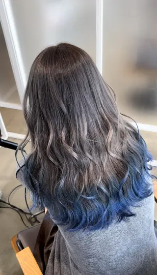 ロング 飛來 藤本のヘアスタイル