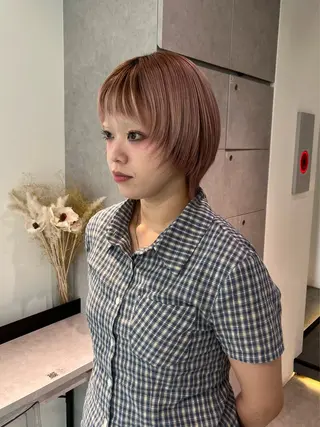 ショート カラー ハイトーンカラー 🌟  ミキのエステ・リラクイメージ