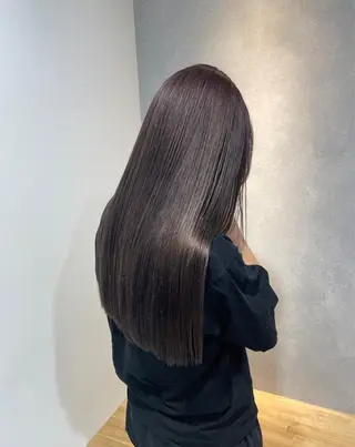 ロング 美髪矯正/髪質改善/ 艶髪🤍伊藤梨紗のヘアスタイル