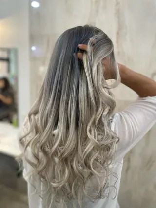 ロング 🎀ikuno🎀 LOE 🫧艶髪のヘアスタイル