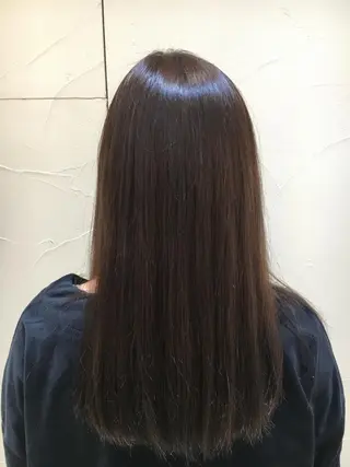 ロング カラー ミドウチ アヤカのヘアスタイル