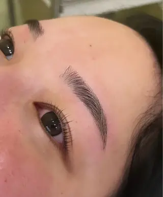 マツエク・マツパ 福本 聖海のヘアスタイル