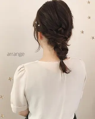 ミディアム ヘアアレンジ 市川 千夏のヘアスタイル