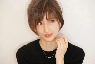 ショート カラー ボブ　ショート 特化 迫田紘史のヘアスタイル