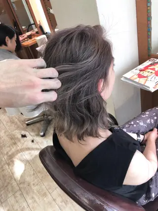 セミロング カラー 100%髪質改善特化 TRUNSのヘアスタイル