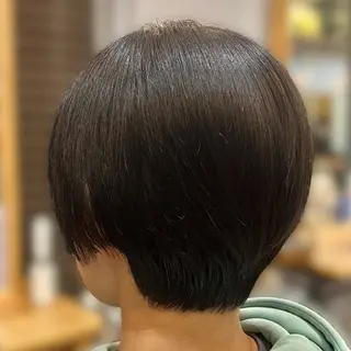 ショート カット 🌸 飯野 舞桜のヘアスタイル