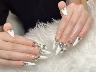 ネイル D-BEAUTY Nailsalonのネイルデザイン