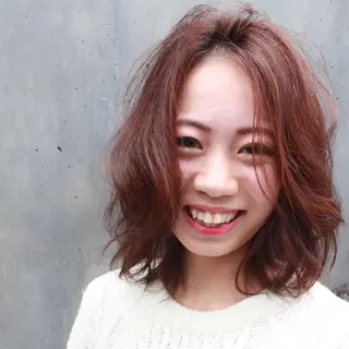 ミディアム カラー パーマ 髪質改善&ブリーチ 伊勢 祐一郎のヘアスタイル