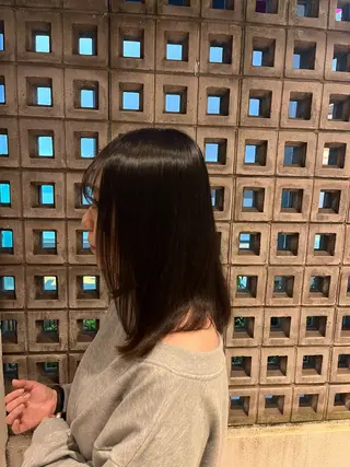ミディアム 縮毛矯正／艶カラー アオキタイキのヘアスタイル