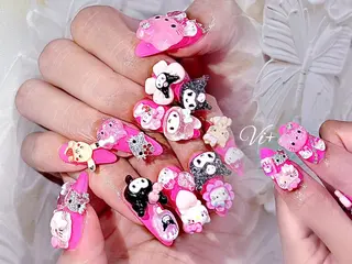 ネイル ✨Nailsalon Vi+✨のネイルデザイン