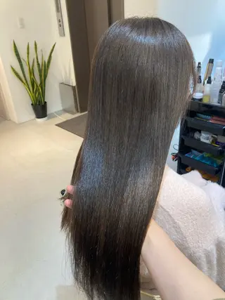 ロング ✨色持ちの良い艶 カラー✨蟹江真世のヘアスタイル