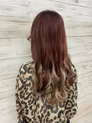 セミロング カラー ヘアアレンジ LAVENDIA 初音のヘアスタイル