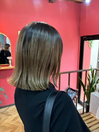 ミディアム 大久保 愛のヘアスタイル