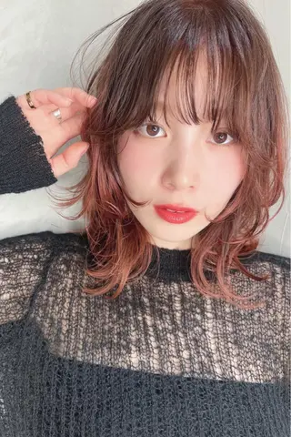 ミディアム 小山 ヨシタカのヘアスタイル