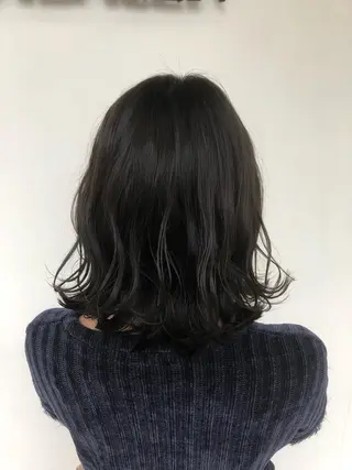 ミディアム カラー 東條 克義のヘアスタイル