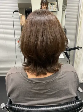 ミディアム 宇野 鈴花のヘアスタイル