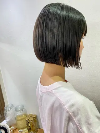 ショート 顔周り/ブリーチなし /縮毛矯正🫧伊勢のヘアスタイル