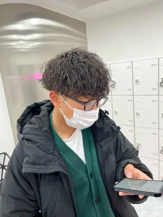 ミディアム パーマ メンズ メンズパーマ特化 TAIGAのヘアスタイル