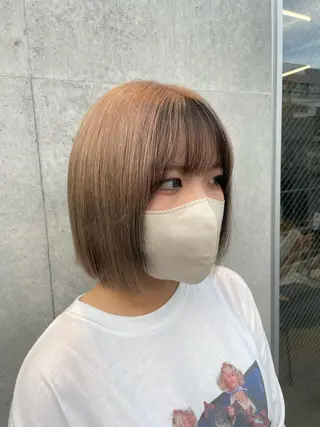 セミロング カラー インナーカラー 推し ブリーチ  髪質改善のヘアスタイル