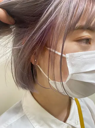 ショート カラー パーマ ヘアアレンジ メンズ キッズ ネイル mana 暖色カラーカットのヘアスタイル