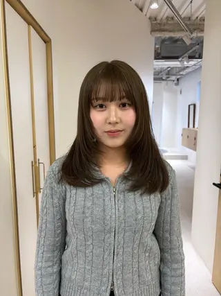 ミディアム 田中 樹奈のヘアスタイル