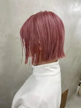 ショート カラー レイヤーカット 🪩yurikaのヘアスタイル