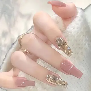 ネイル フィルイン・深爪矯正 長さ出し🎀のネイルデザイン
