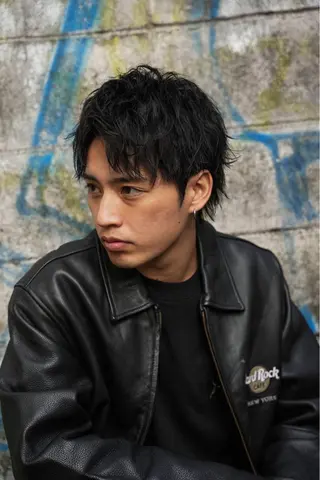 ショート パーマ メンズ スパイキーショート パーマ　具志堅　太志のヘアスタイル