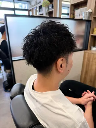 ショート メンズ 鈴木 一也のヘアスタイル