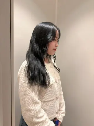 セミロング カラー 髪質改善カラー ベージュ🤎YUMEのヘアスタイル