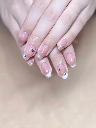 ネイル 𝓝𝓪𝓲𝓻 𝓝𝓪𝓲𝓵のネイルデザイン