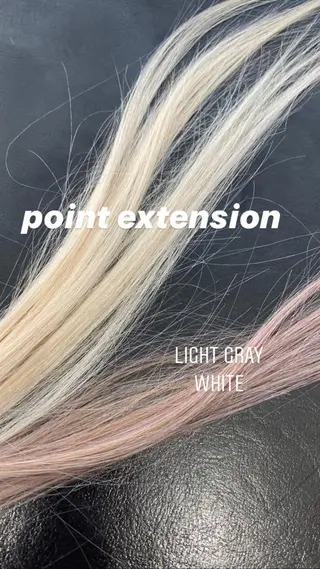 セミロング カラー オリーブ/アッシュ やわらか透明感カラーのヘアスタイル