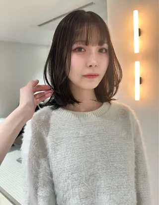 ミディアム れんか/ボブ/レイヤ ー/ベージュ/艶髪のヘアスタイル