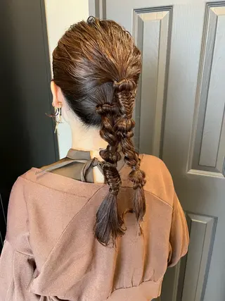 ヘアアレンジ louwe 武藤幸世のヘアスタイル