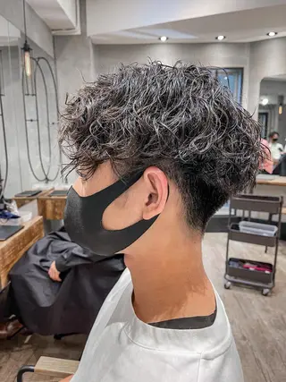 ショート パーマ メンズ 新宿メンズ専門 モテ清潔感パーマ特化のヘアスタイル