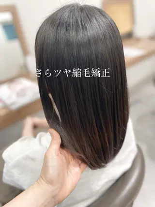 セミロング パーマ やまこし 美裕樹のヘアスタイル