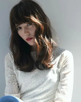 カラー セミロング ミディアム ロング パーマ 青木 みなのヘアスタイル