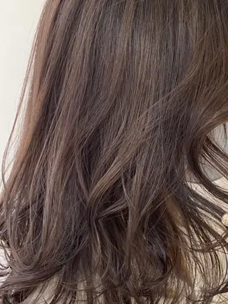 カラー 韓国レイヤー🪽 耳ツボジュエリーのヘアスタイル