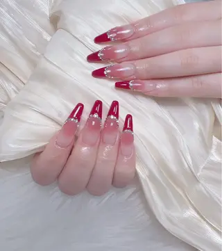 ネイル uu ネイルサロン関内🌼のネイルデザイン