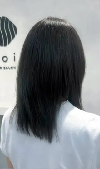 セミロング 岸 来未のヘアスタイル