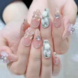 ネイル Queens テイのネイルデザイン