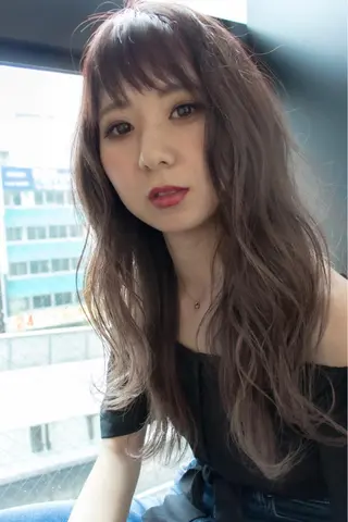 ロング カラー lit hair 髪質改善サロンのマツエク・マツパデザイン