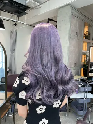 ロング カラー パーマ ヘアアレンジ ブリーチカラー🤍 颯馬🐈‍⬛のヘアスタイル