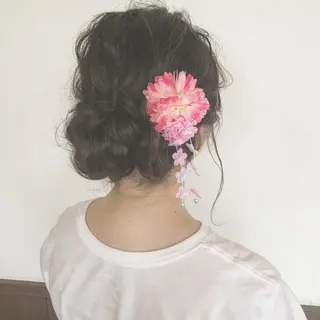 ロング ヘアアレンジ LEAP MISAの眉毛・アイブロウイメージ
